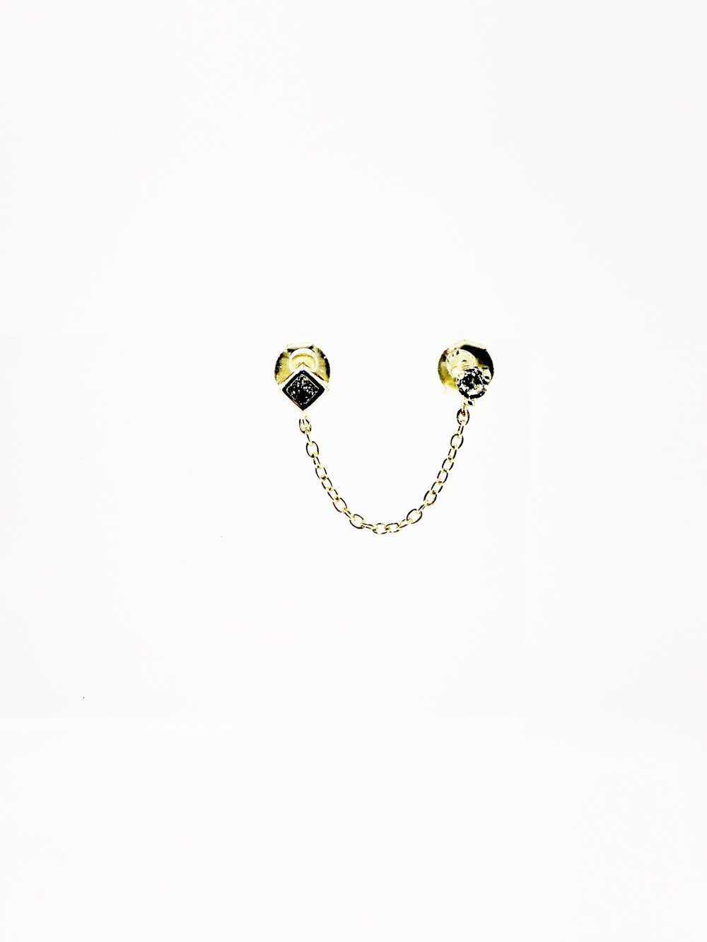 2-HOLE CONNECTER CZ CHAIN EARRING