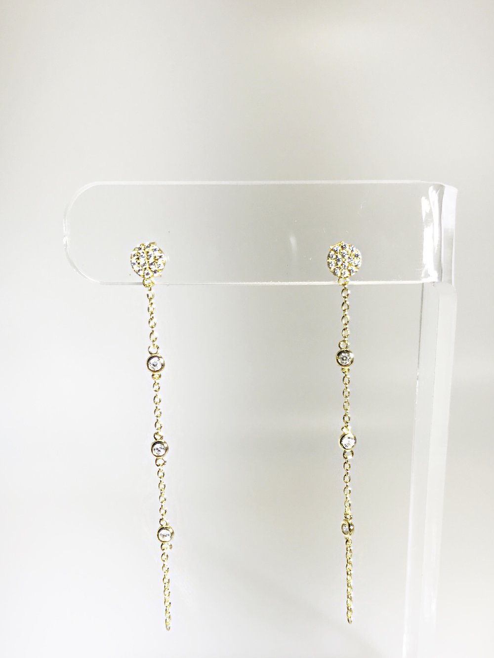 CIRCLE 3-CZ DROP EARRING