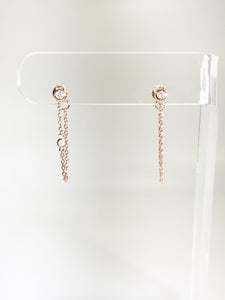 DOUBLE-SINGLE CZ CHAIN EARRING