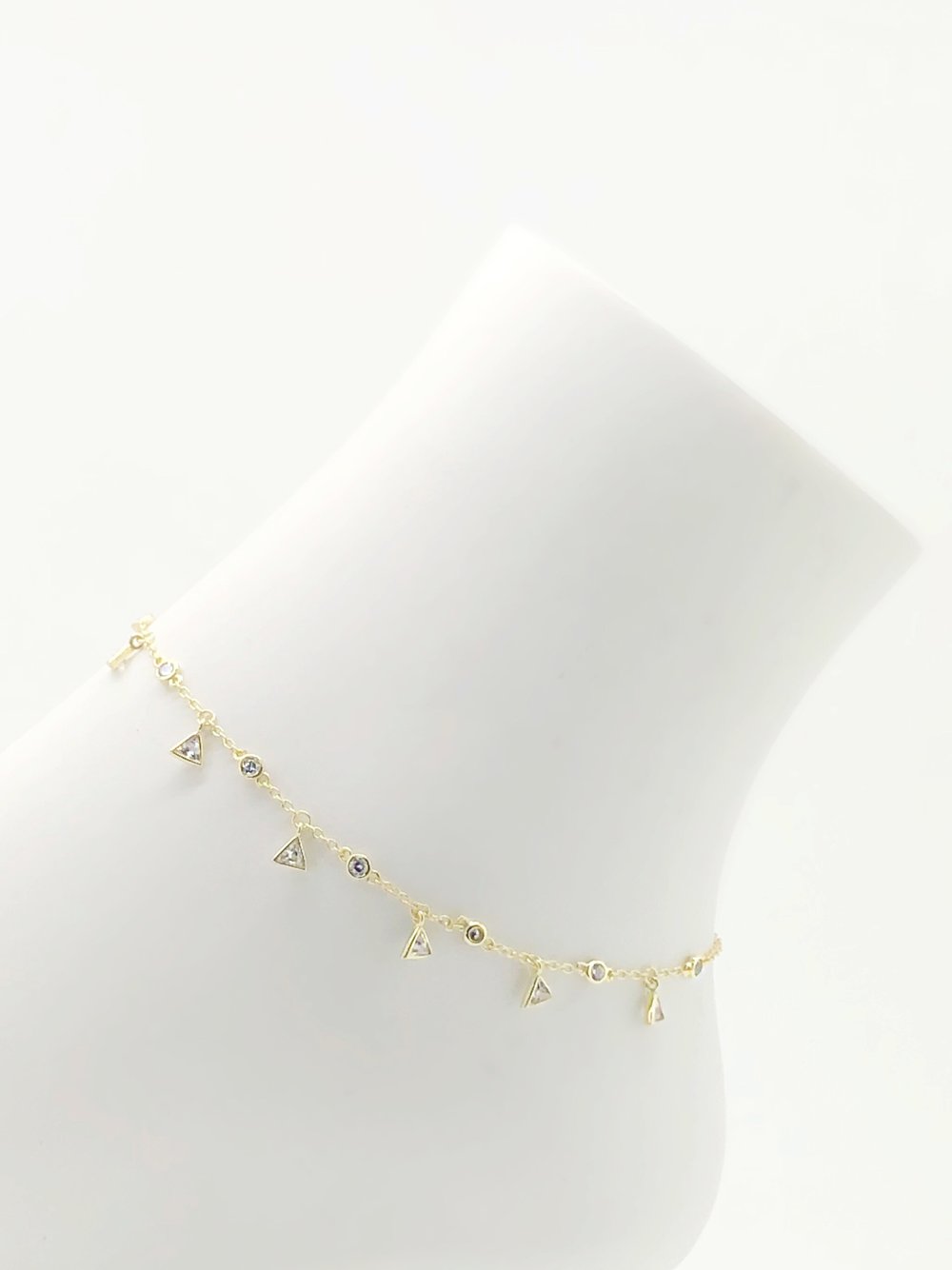 Dainty Triangle Cz Anklet