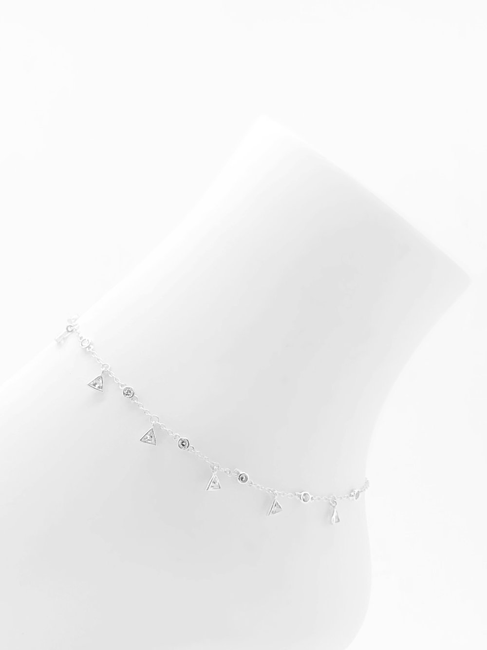 Dainty Triangle Cz Anklet